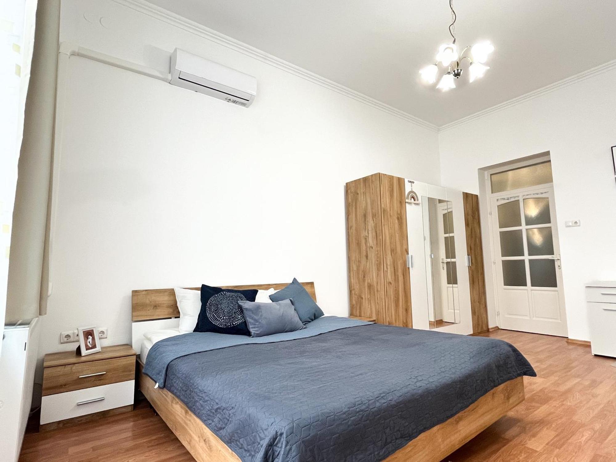 Majestic Residency - 3 Bedrooms Apartment - Budapest — Photos 3